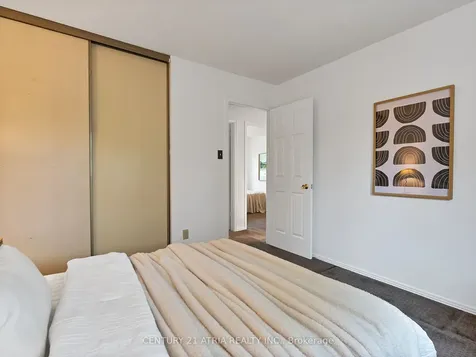 21 Longbow Square Toronto ON M1W 2W6