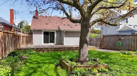 810 Byron Street S Whitby ON L1N 4R8