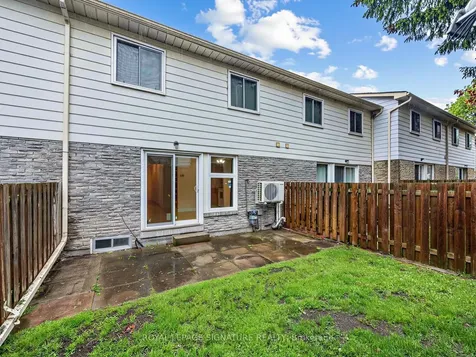 50 Blackwell Avenue Toronto ON M1B 1K2