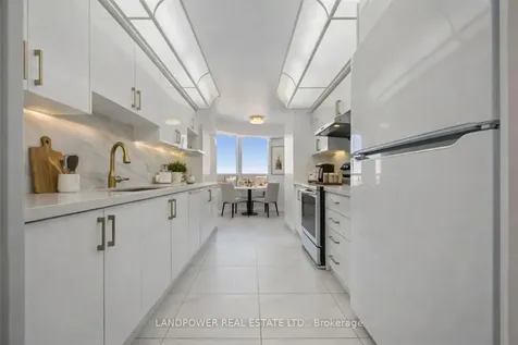 228 Bonis Avenue Toronto ON M1T 3W4