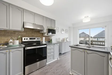 910 Taggart Crescent Oshawa ON L1K 0E5