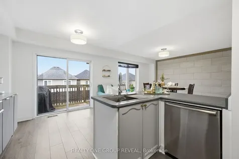 910 Taggart Crescent Oshawa ON L1K 0E5
