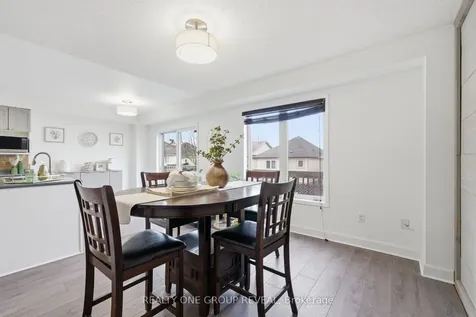 910 Taggart Crescent Oshawa ON L1K 0E5