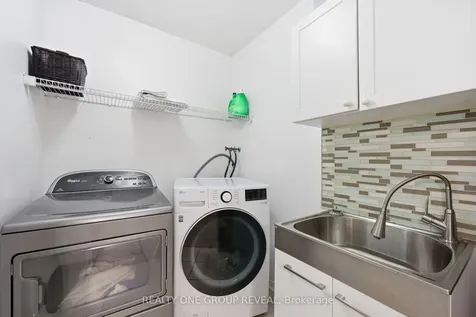 910 Taggart Crescent Oshawa ON L1K 0E5