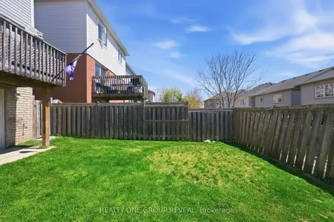 910 Taggart Crescent Oshawa ON L1K 0E5