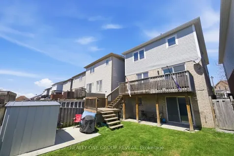 910 Taggart Crescent Oshawa ON L1K 0E5
