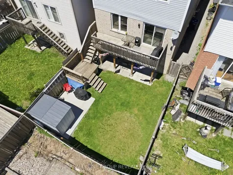 910 Taggart Crescent Oshawa ON L1K 0E5