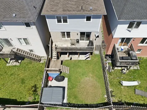 910 Taggart Crescent Oshawa ON L1K 0E5