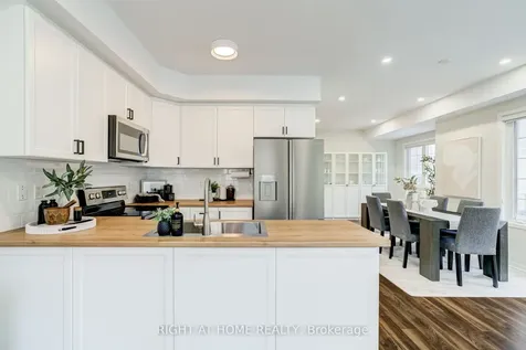 1250 St.martins Drive Pickering ON L1W 0A2