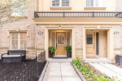 1250 St.martins Drive Pickering ON L1W 0A2