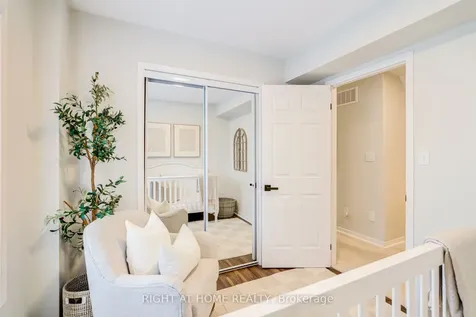 1250 St.martins Drive Pickering ON L1W 0A2