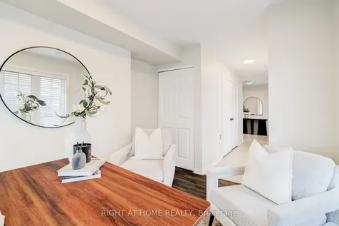 1250 St.martins Drive Pickering ON L1W 0A2