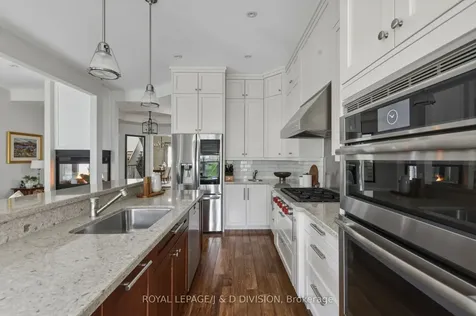 85 Wheeler Avenue Toronto ON M4L 3V3