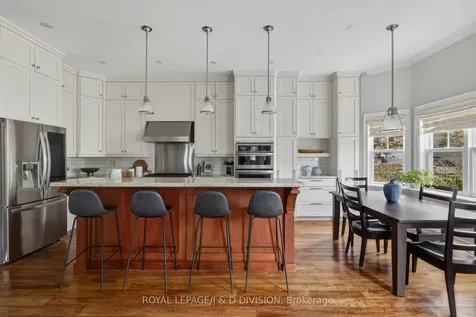 85 Wheeler Avenue Toronto ON M4L 3V3