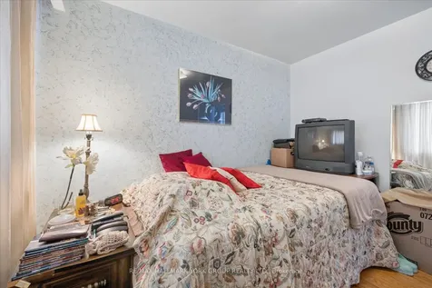 30 Briarbluff Avenue Toronto ON M1E 3H3
