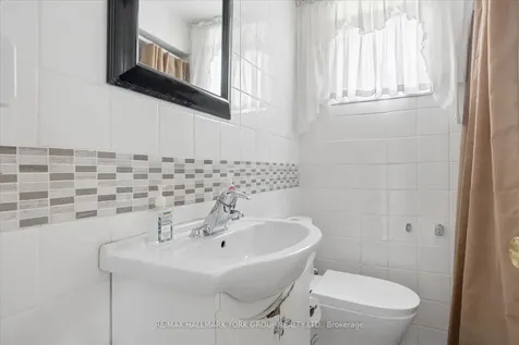 30 Briarbluff Avenue Toronto ON M1E 3H3