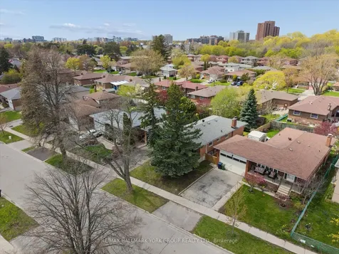 30 Briarbluff Avenue Toronto ON M1E 3H3