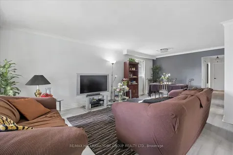 30 Briarbluff Avenue Toronto ON M1E 3H3