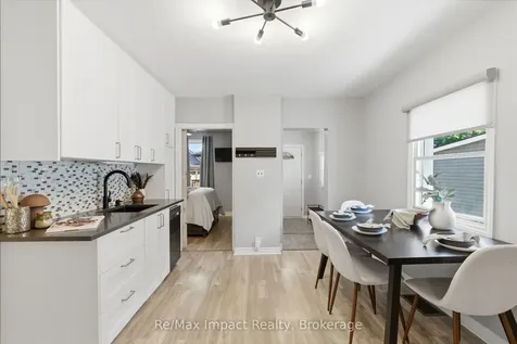239 Verdun Road Oshawa ON L1H 5T1