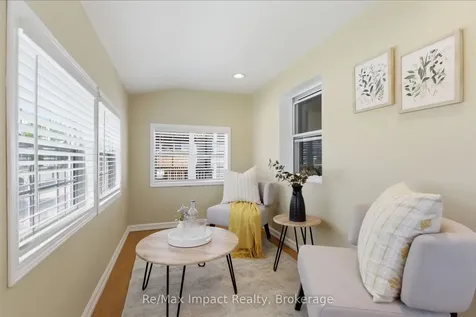 239 Verdun Road Oshawa ON L1H 5T1