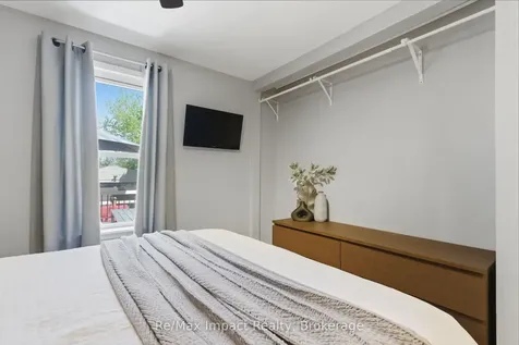 239 Verdun Road Oshawa ON L1H 5T1
