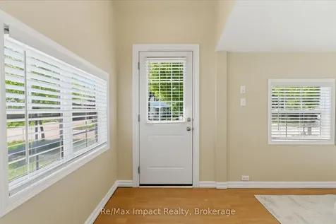 239 Verdun Road Oshawa ON L1H 5T1