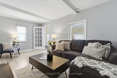 239 Verdun Road Oshawa ON L1H 5T1