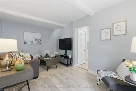 239 Verdun Road Oshawa ON L1H 5T1