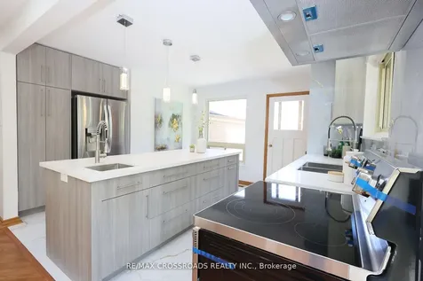 83 Pegasus Trail Toronto ON M1G 3N8