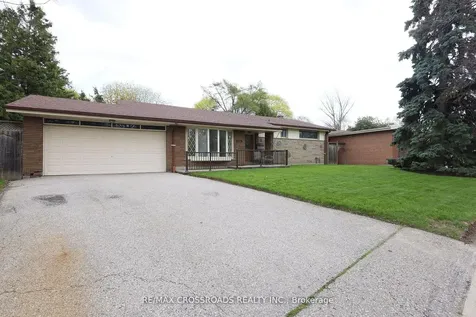 83 Pegasus Trail Toronto ON M1G 3N8
