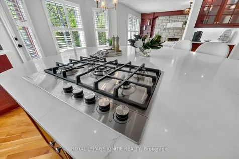 885 Baylawn Drive Pickering ON L1X 2N7