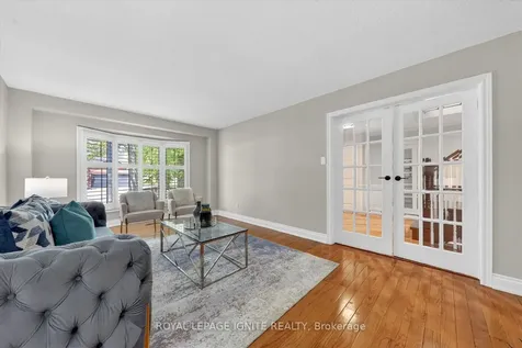 885 Baylawn Drive Pickering ON L1X 2N7