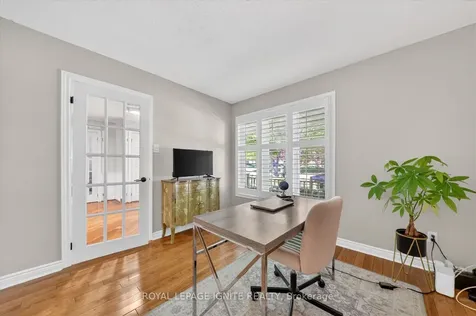 885 Baylawn Drive Pickering ON L1X 2N7