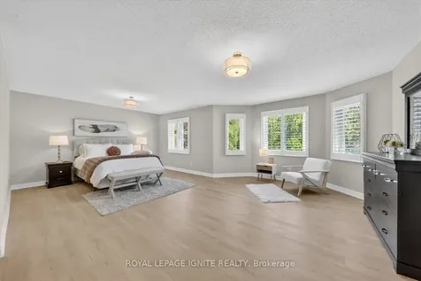 885 Baylawn Drive Pickering ON L1X 2N7