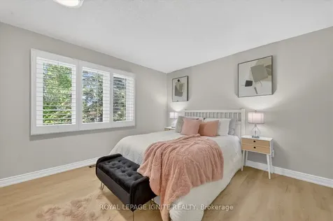 885 Baylawn Drive Pickering ON L1X 2N7