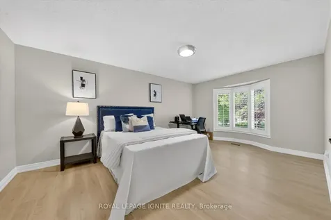 885 Baylawn Drive Pickering ON L1X 2N7
