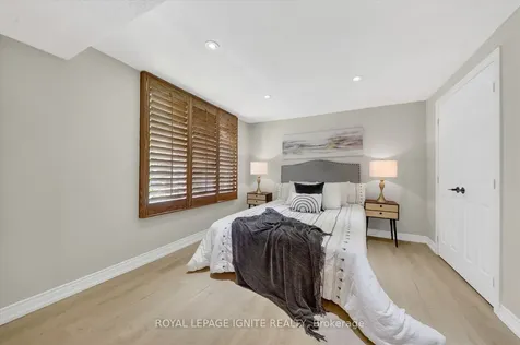 885 Baylawn Drive Pickering ON L1X 2N7