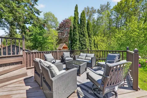 885 Baylawn Drive Pickering ON L1X 2N7