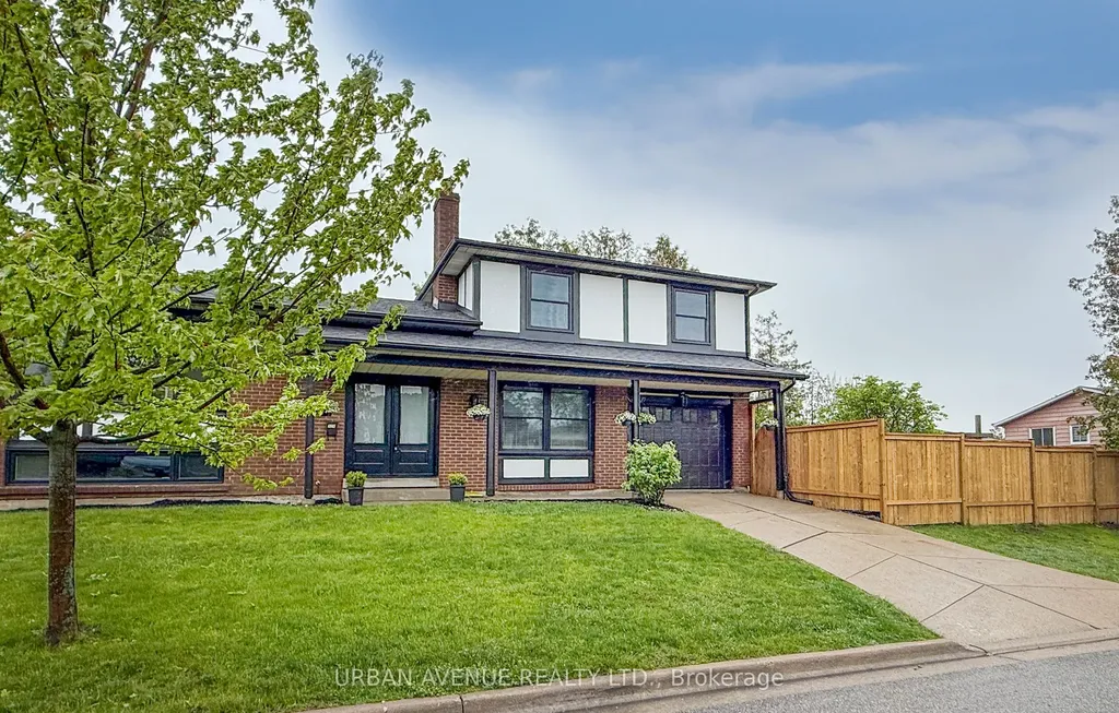 329 Cooper Court Oshawa ON L1J 6V4