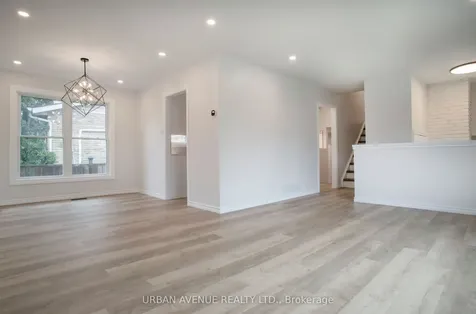 329 Cooper Court Oshawa ON L1J 6V4