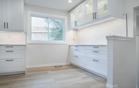 329 Cooper Court Oshawa ON L1J 6V4