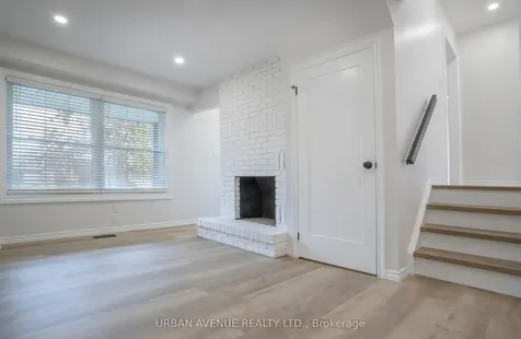 329 Cooper Court Oshawa ON L1J 6V4