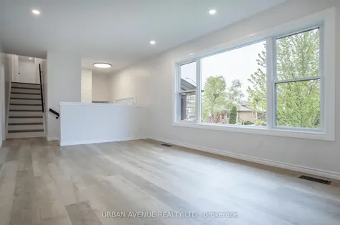 329 Cooper Court Oshawa ON L1J 6V4