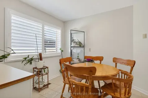9 Farncomb Crescent Clarington ON L1C 4L5