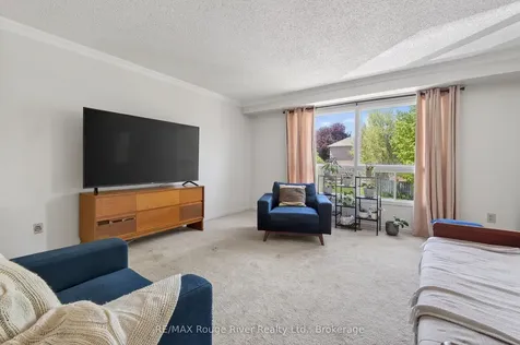 9 Farncomb Crescent Clarington ON L1C 4L5