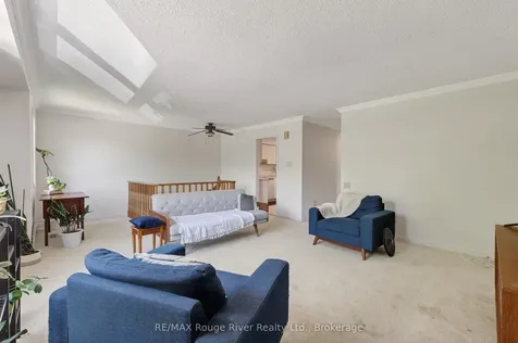 9 Farncomb Crescent Clarington ON L1C 4L5