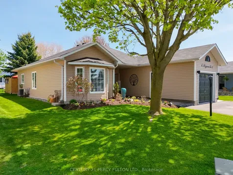 6 Niagara Trail Clarington ON L1B 1A2