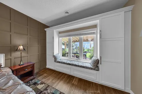 6 Niagara Trail Clarington ON L1B 1A2