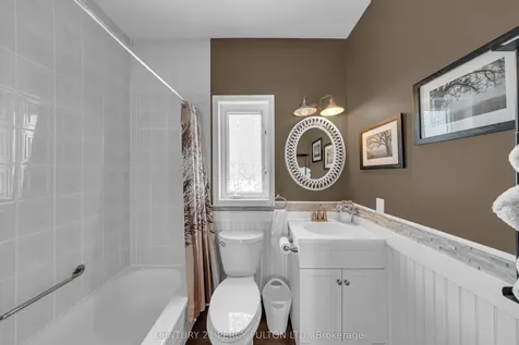 6 Niagara Trail Clarington ON L1B 1A2