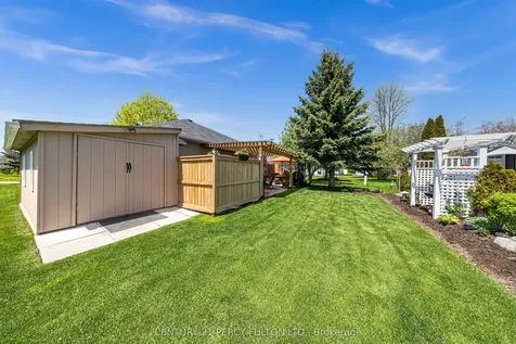 6 Niagara Trail Clarington ON L1B 1A2